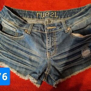 Rue 21 women's short
